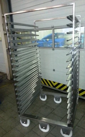 Smoke Trolley